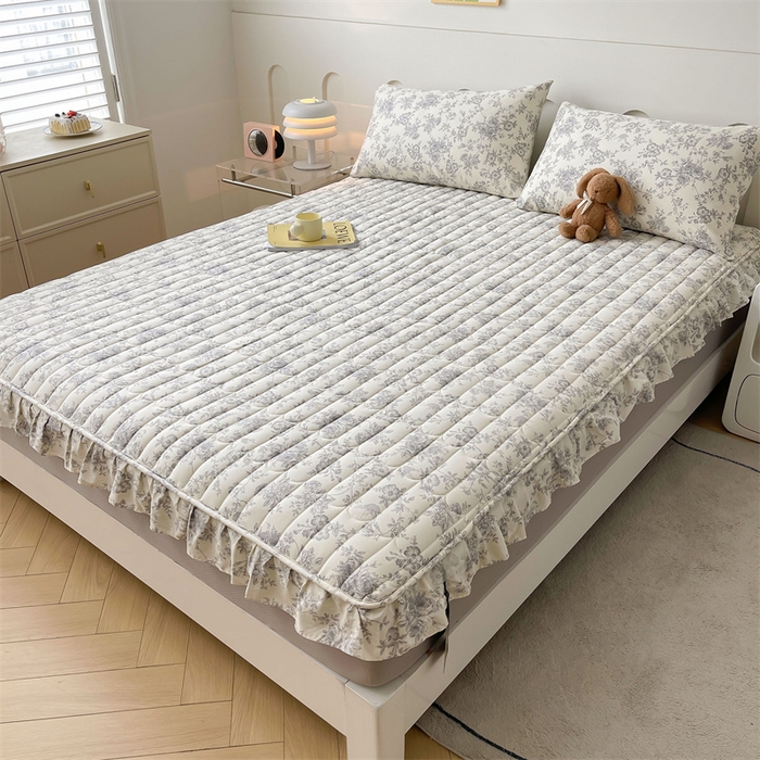 91家纺网 家纺一手货源 找家纺 3C 2024新款全棉13372大豆夹棉印花花边床笠四件套 洛莉单床笠