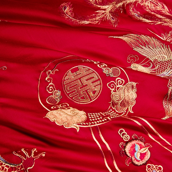 91家纺网 家纺一手货源 找家纺 晶缦家纺 2024纯棉全棉60支贡缎长绒棉刺绣花婚庆四件套--绣花贴边床单款 龙凤祥和