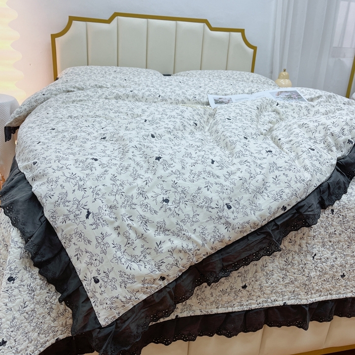 91家纺网 家纺一手货源 找家纺 暖居 2024新款砂洗棉花被套全棉床盖四件套绗缝夹棉纯棉床盖三件套 南法假日