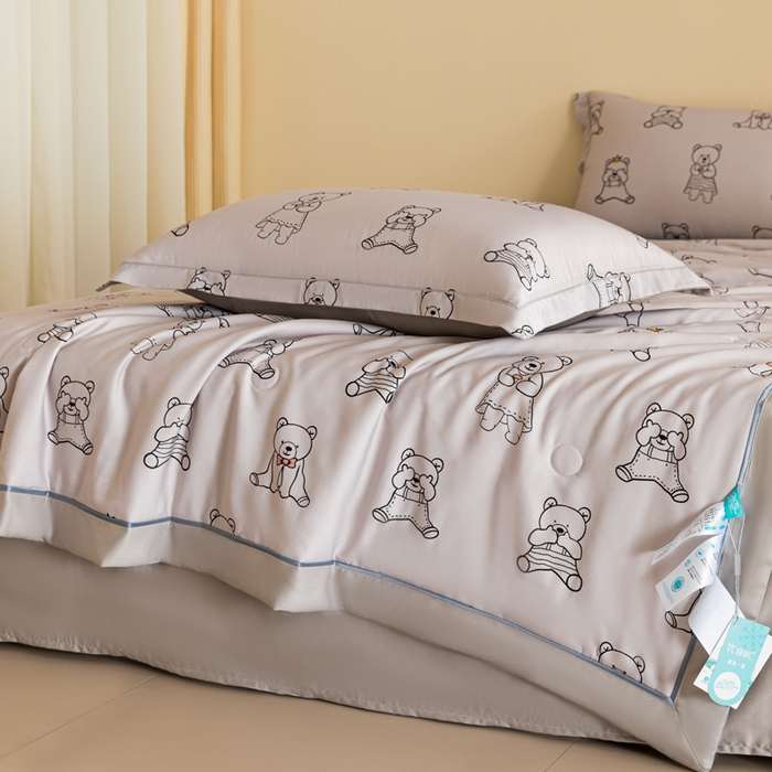 91家纺网 家纺一手货源 找家纺 2024新A类40S天丝莫代尔夏被四件套竹纤维凉感空调被卡通儿童夏凉被被子被芯幸福一家