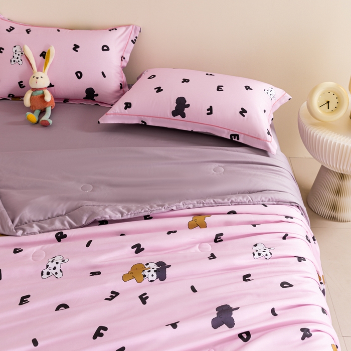 91家纺网 家纺一手货源 找家纺 2024新A类40S天丝莫代尔夏被四件套竹纤维凉感空调被卡通儿童夏凉被被子被芯贴贴狗