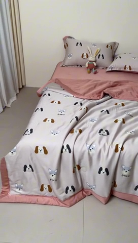 91家纺网 家纺一手货源 找家纺 2024新A类40S天丝莫代尔夏被四件套竹纤维凉感空调被卡通儿童夏凉被被子被芯布莱克