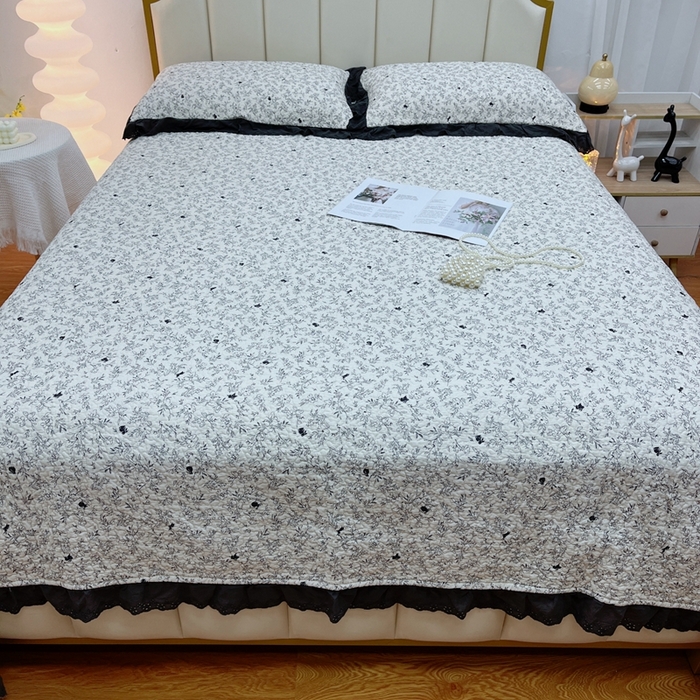 91家纺网 家纺一手货源 找家纺 暖居 2024新款砂洗棉花被套全棉床盖四件套绗缝夹棉纯棉床盖三件套 南法假日