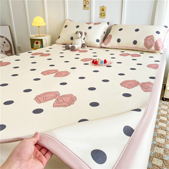 91家纺网 家纺一手货源 找家纺 喜居 2024新款A类凉感冰丝凉席 粉色蝴蝶结