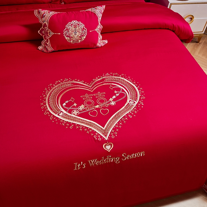 91家纺网 家纺一手货源 找家纺 晶缦家纺 2024纯棉全棉60支贡缎长绒棉刺绣花婚庆四件套--普通贴边床单款 千禧爱恋