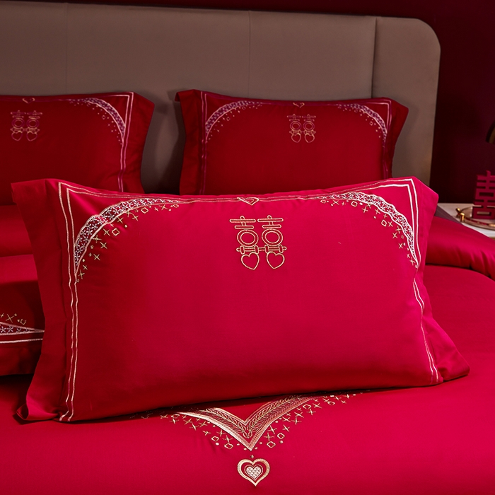 91家纺网 家纺一手货源 找家纺 晶缦家纺 2024纯棉全棉60支贡缎长绒棉刺绣花婚庆四件套--普通贴边床单款 千禧爱恋