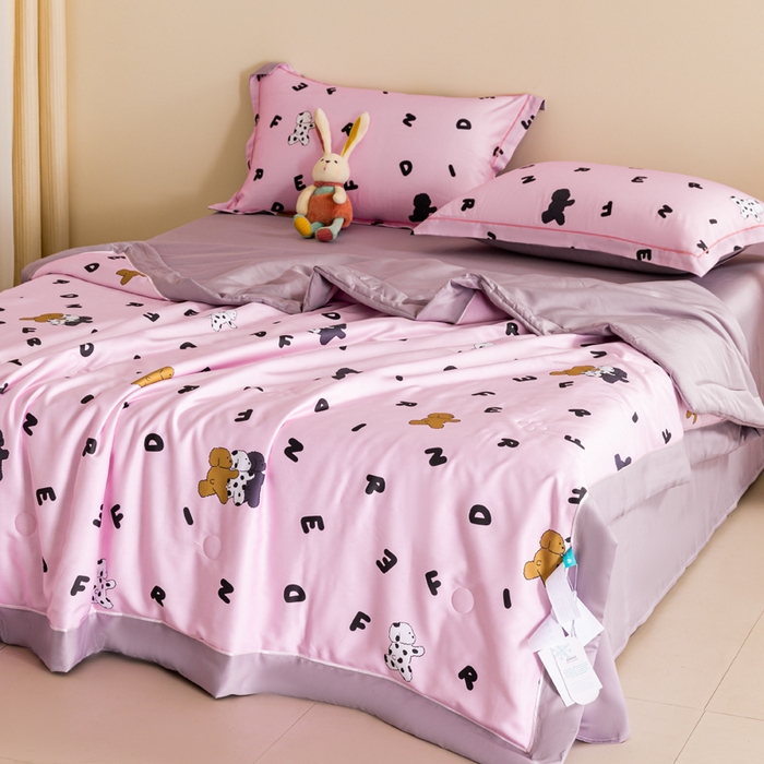 91家纺网 家纺一手货源 找家纺 2024新A类40S天丝莫代尔夏被四件套竹纤维凉感空调被卡通儿童夏凉被被子被芯贴贴狗