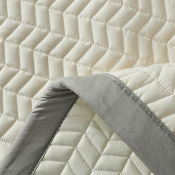 91家纺网 家纺一手货源 找家纺 鑫钰 2024新款冰格乳胶席 浅米黄