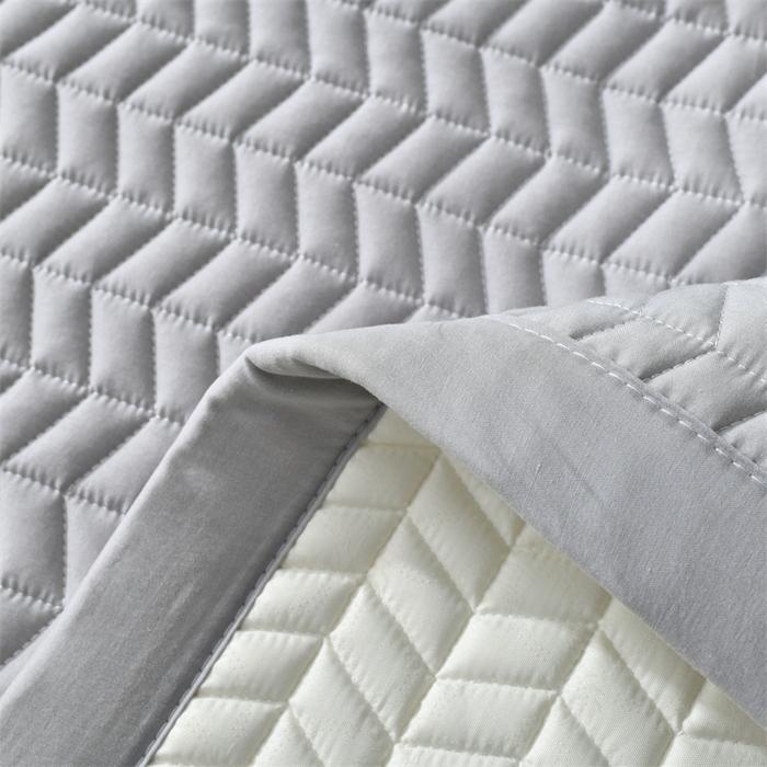 91家纺网 家纺一手货源 找家纺 鑫钰 2024新款冰格乳胶席 柏林灰