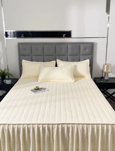 91家纺网 家纺一手货源 找家纺 鑫钰 2024新款10mm加厚天丝乳胶凉席床裙款 床裙款-浅米黄