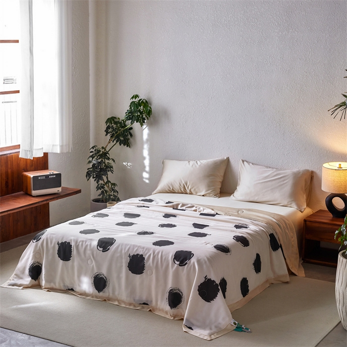 91家纺网 家纺一手货源 找家纺 安莱生活 2024新款莱赛尔天丝50支宽边工艺款单夏被被子被芯 天丝夏被-时尚元素