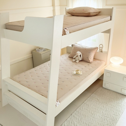 91家纺网 家纺一手货源 找家纺 尊康家纺（原磊科） 2024新款全棉色织夹棉上下铺大豆床笠-爱心笑脸系列 爱心笑脸-咖