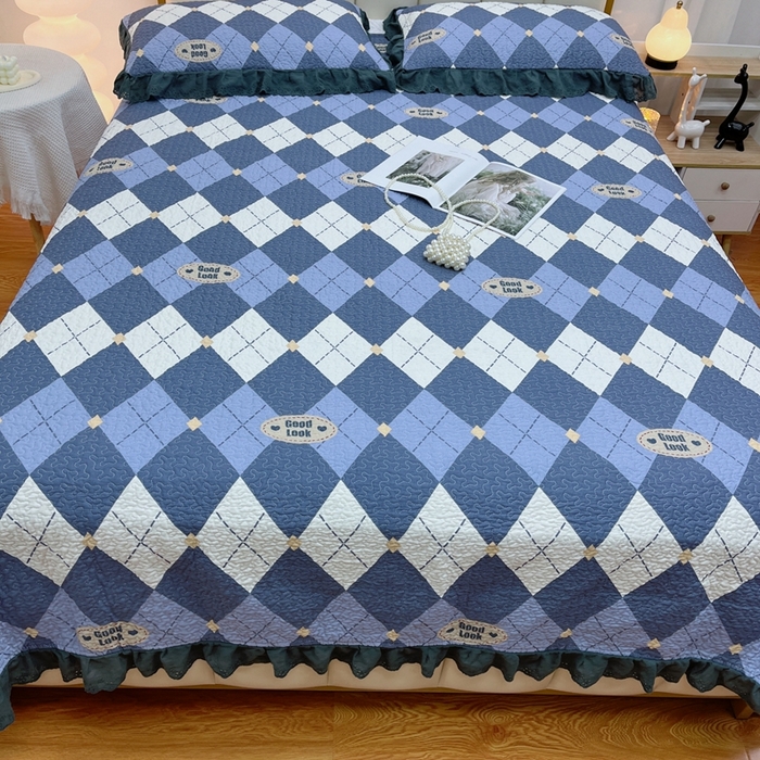 91家纺网 家纺一手货源 找家纺 暖居 2024新款砂洗棉花被套全棉床盖四件套绗缝夹棉纯棉床盖三件套 菱格蓝