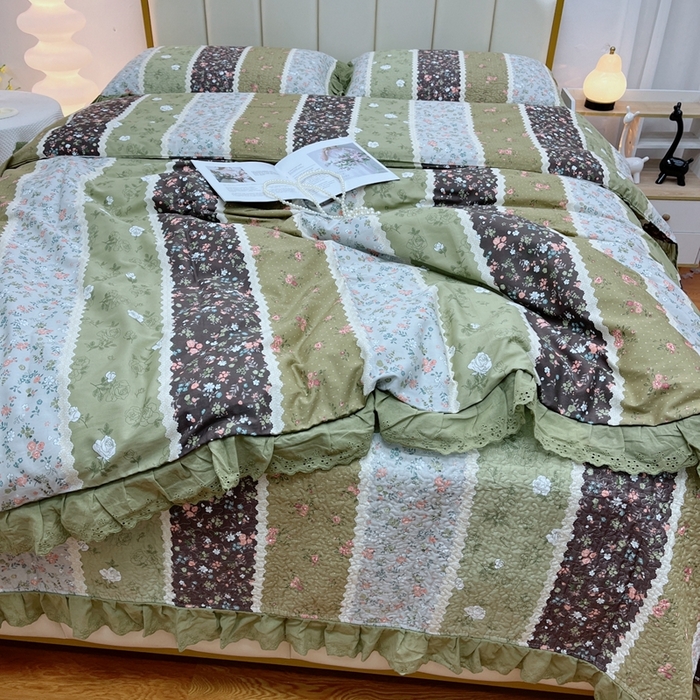 91家纺网 家纺一手货源 找家纺 暖居 2024新款砂洗棉花被套全棉床盖四件套绗缝夹棉纯棉床盖三件套 荷塘月色