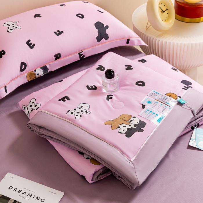 91家纺网 家纺一手货源 找家纺 2024新A类40S天丝莫代尔夏被四件套竹纤维凉感空调被卡通儿童夏凉被被子被芯贴贴狗