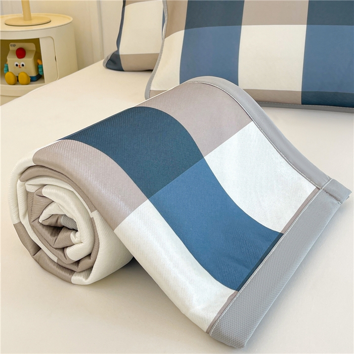 91家纺网 家纺一手货源 找家纺 喜居 2024新款A类凉感冰丝凉席 蓝大格