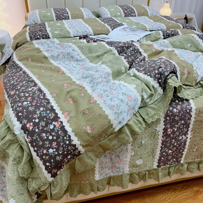 91家纺网 家纺一手货源 找家纺 暖居 2024新款砂洗棉花被套全棉床盖四件套绗缝夹棉纯棉床盖三件套 荷塘月色