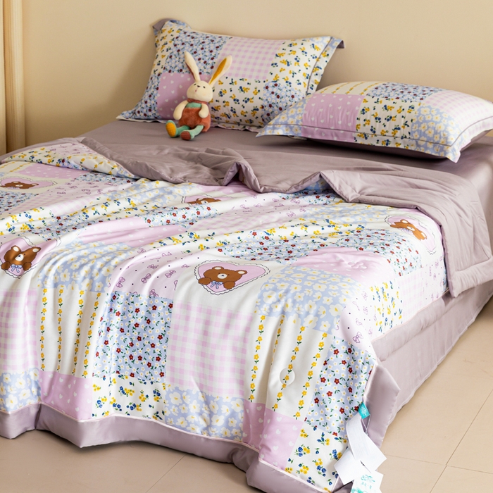 91家纺网 家纺一手货源 找家纺 2024新A类40S天丝莫代尔夏被四件套竹纤维凉感空调被卡通儿童夏凉被被子被芯碎花小熊