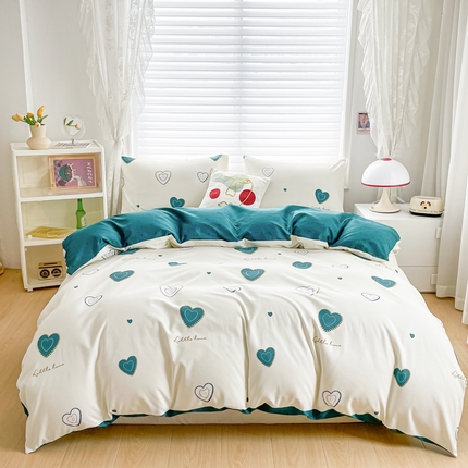 91家纺网 家纺一手货源 找家纺 莎臣豹 2025新款植物羊绒单品印花被套可配同款枕套初心