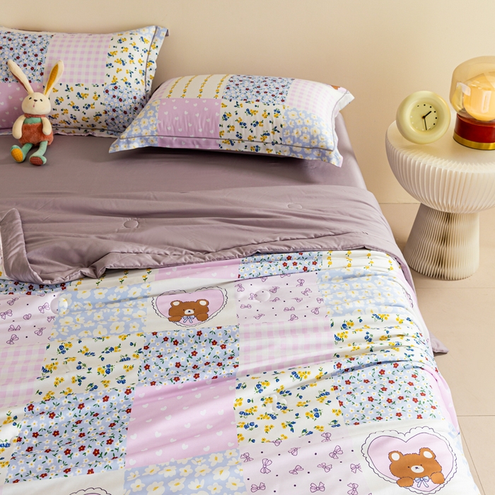 91家纺网 家纺一手货源 找家纺 2024新A类40S天丝莫代尔夏被四件套竹纤维凉感空调被卡通儿童夏凉被被子被芯碎花小熊