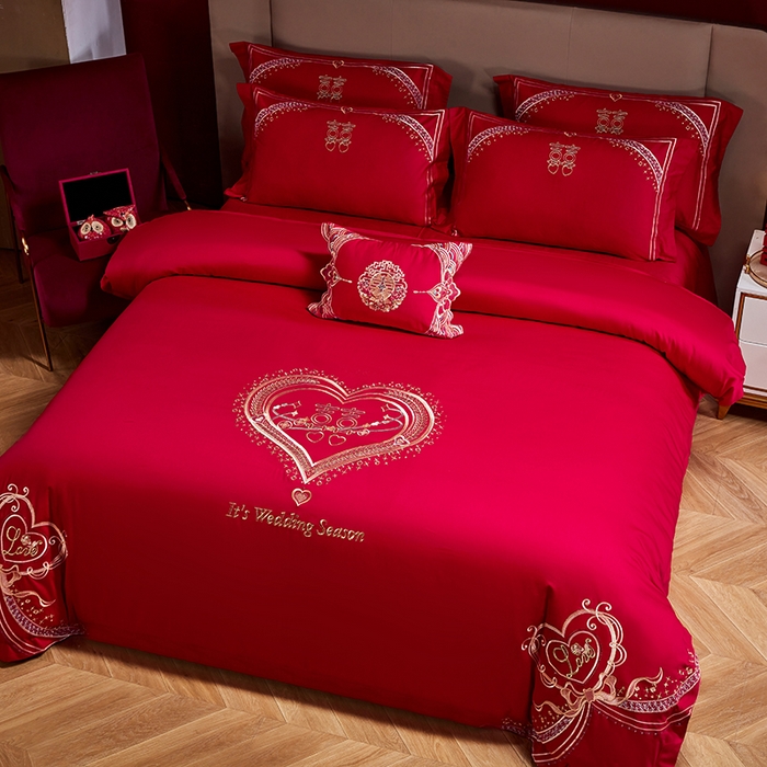 91家纺网 家纺一手货源 找家纺 晶缦家纺 2024纯棉全棉60支贡缎长绒棉刺绣花婚庆四件套--普通贴边床单款 千禧爱恋