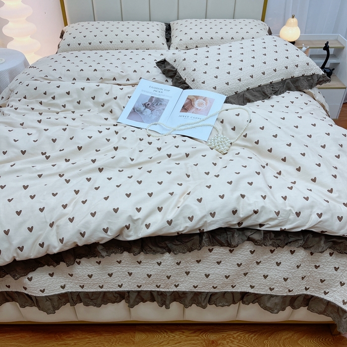 91家纺网 家纺一手货源 找家纺 暖居 2024新款砂洗棉花被套全棉床盖四件套绗缝夹棉纯棉床盖三件套 爱心卡