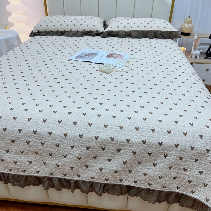 91家纺网 家纺一手货源 找家纺 暖居 2024新款砂洗棉花被套全棉床盖四件套绗缝夹棉纯棉床盖三件套 爱心卡