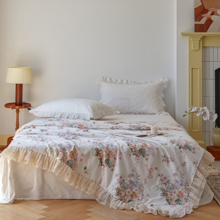 91家纺网 家纺一手货源 找家纺 菊上 2024新款纯棉夏被-双层蕾丝法式印花款 梦馨