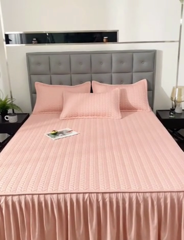 91家纺网 家纺一手货源 找家纺 鑫钰 2024新款10mm加厚天丝乳胶凉席床裙款 床裙款-少女粉