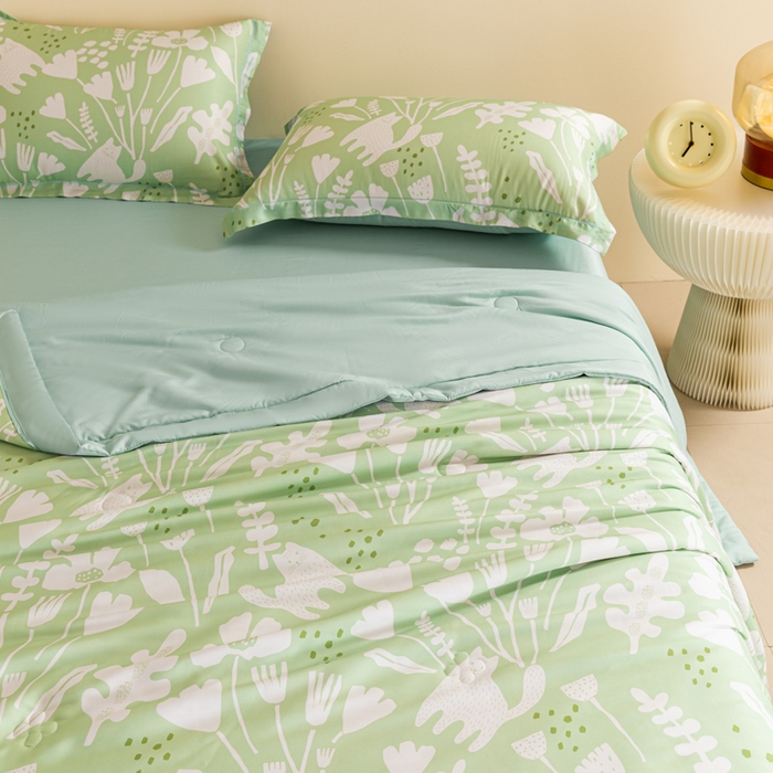 91家纺网 家纺一手货源 找家纺 2024新A类40S天丝莫代尔夏被四件套竹纤维凉感空调被卡通儿童夏凉被被子被芯摩卡猫-绿