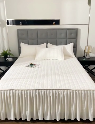 91家纺网 家纺一手货源 找家纺 鑫钰 2024新款10mm加厚天丝乳胶凉席床裙款 床裙款-冰川白