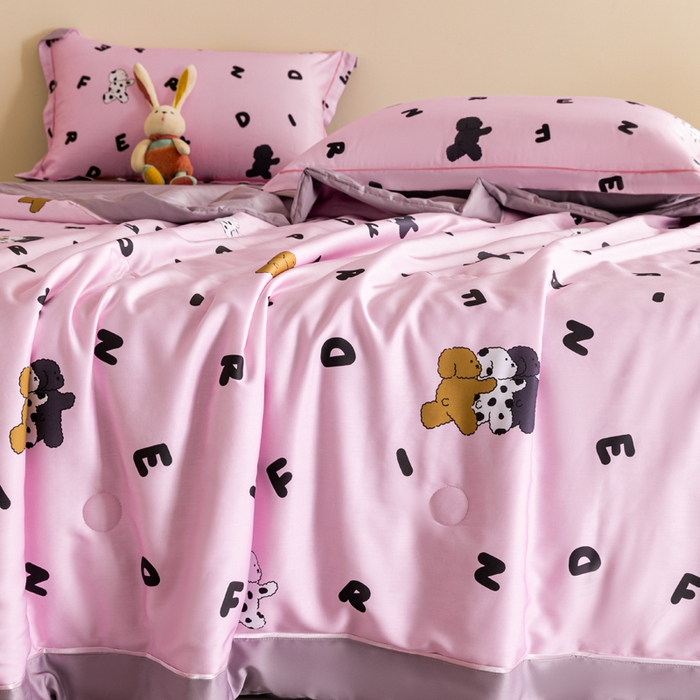 91家纺网 家纺一手货源 找家纺 2024新A类40S天丝莫代尔夏被四件套竹纤维凉感空调被卡通儿童夏凉被被子被芯贴贴狗