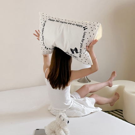 91家纺网 家纺一手货源 找家纺 昔可 2024新款大版数码印花单枕套 赫本蝴蝶结