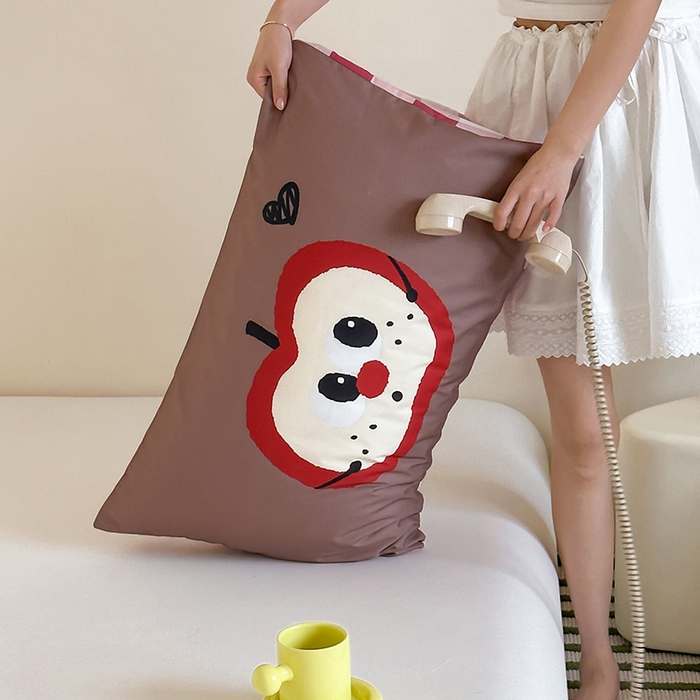 91家纺网 家纺一手货源 找家纺 昔可 2024新款大版数码印花单枕套 肉桂苹果