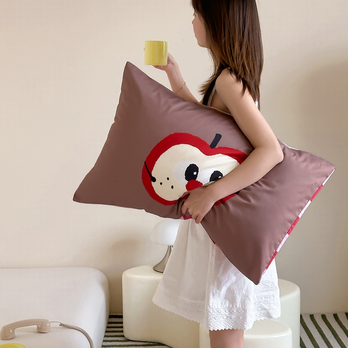 91家纺网 家纺一手货源 找家纺 昔可 2024新款大版数码印花单枕套 肉桂苹果