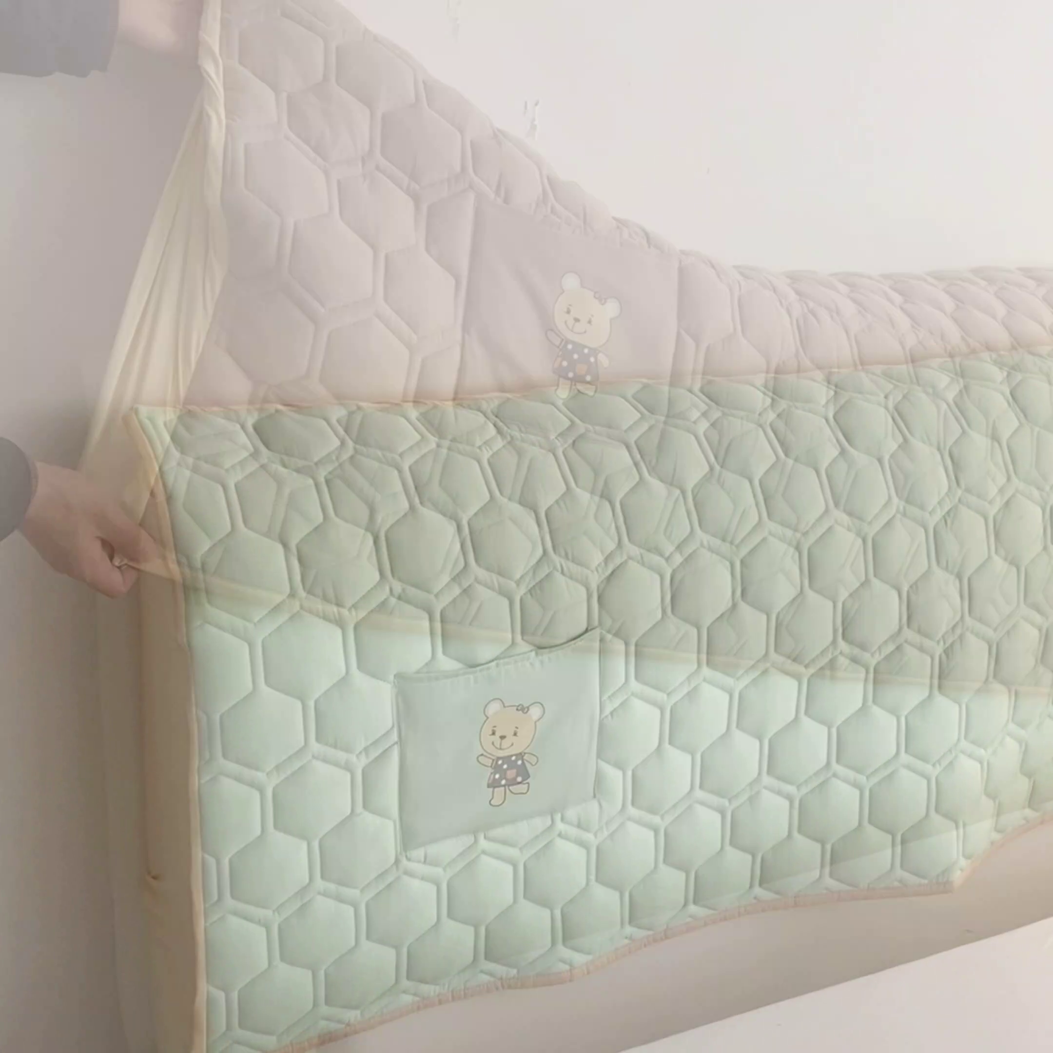 91家纺网 家纺一手货源 找家纺 （总）恋绒家纺 2025新款全棉夹棉床头罩