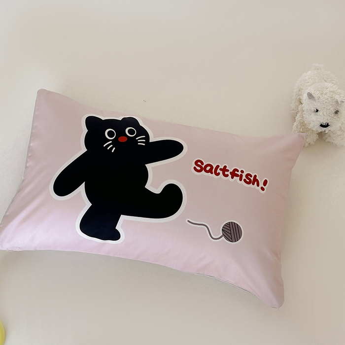 91家纺网 家纺一手货源 找家纺 昔可 2024新款大版数码印花单枕套 酷酷黑猫