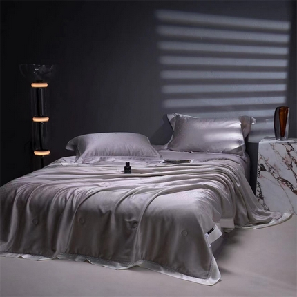 91家纺网 家纺一手货源 找家纺 （总）朴罗 （ 原岚图） 2024新款轻奢天丝夏被冰裂纹