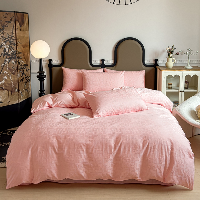 91家纺网 家纺一手货源 找家纺 金丝鸟家纺 2024新款棉水洗棉纯色提花四件套 风车 粉