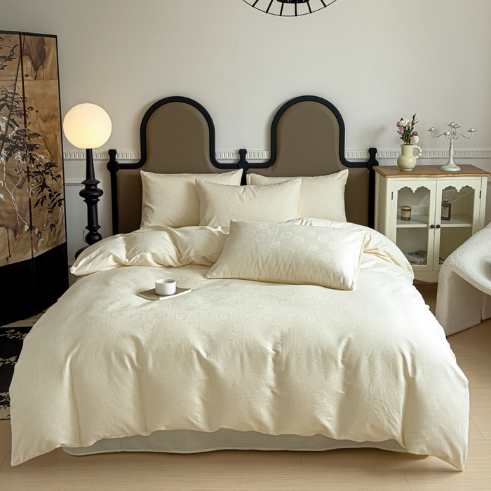 91家纺网 家纺一手货源 找家纺 金丝鸟家纺 2024新款棉水洗棉纯色提花四件套 山茶花 白