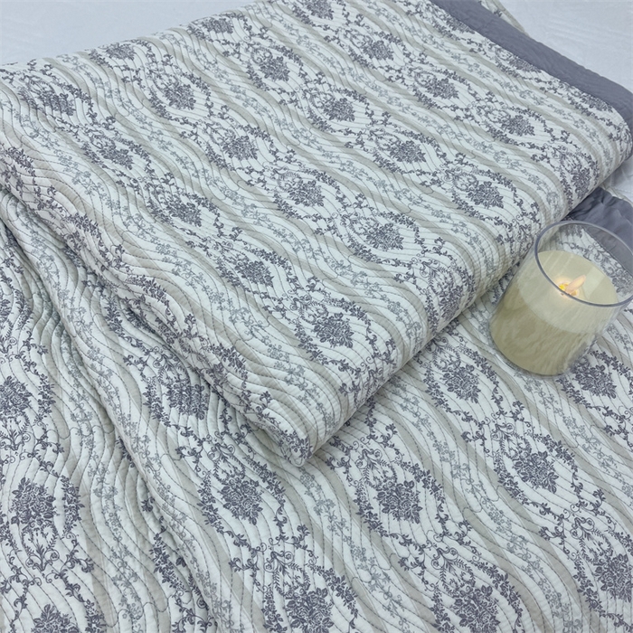 91家纺网 家纺一手货源 找家纺 暖居 2024新款双面天丝单件床盖 扶苏灰