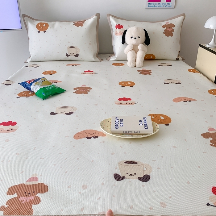 91家纺网 家纺一手货源 找家纺 昔可家纺 2024新款冰藤席床笠款--卡通系列 甜品派对狗狗