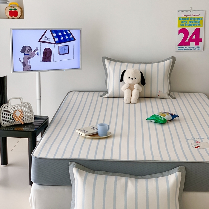 91家纺网 家纺一手货源 找家纺 昔可家纺 2024新款大版数码印花冰藤席床笠款 樱桃萌宠