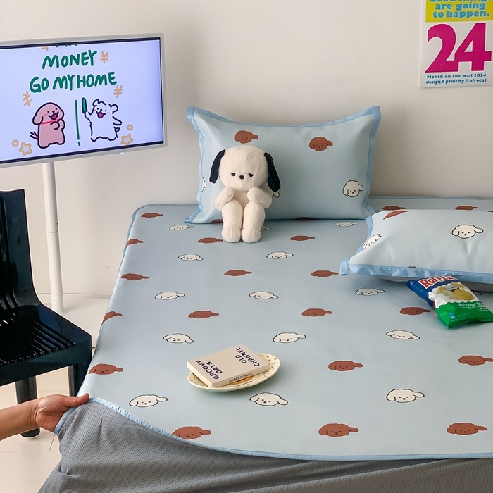 91家纺网 家纺一手货源 找家纺 昔可家纺 2024新款冰藤席床笠款--卡通系列 小棕狗狗