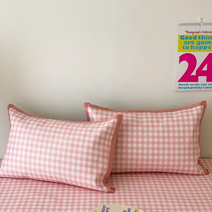 91家纺网 家纺一手货源 找家纺 昔可家纺 2024新款冰藤席床笠款--简约系列 格子粉