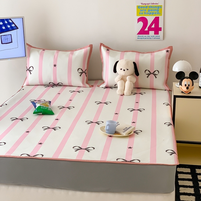 91家纺网 家纺一手货源 找家纺 昔可家纺 2024新款冰藤席床笠款--卡通系列 粉条星星蝴蝶结