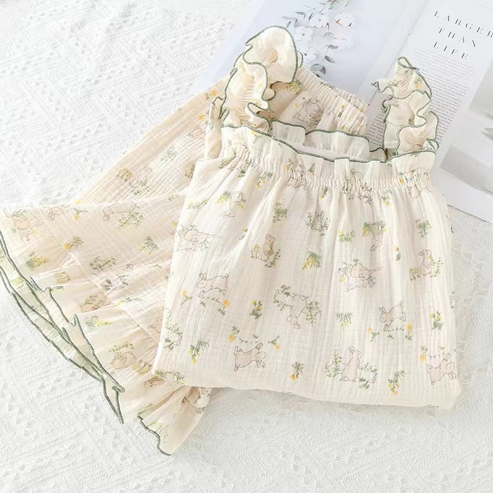 91家纺网 家纺一手货源 找家纺 洛兰沙家居馆【只代发】【只代发】 2024新款夏季绉布吊带套装 田园兔