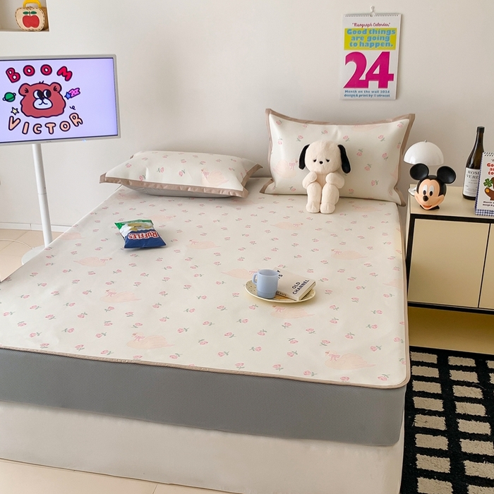 91家纺网 家纺一手货源 找家纺 昔可家纺 2024新款冰藤席床笠款--卡通系列 天鹅玫瑰