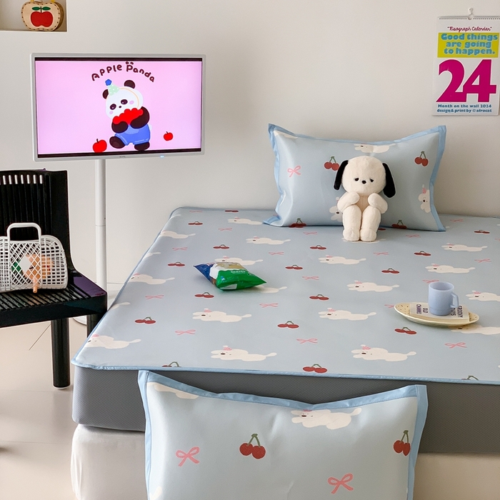 91家纺网 家纺一手货源 找家纺 昔可家纺 2024新款冰藤席床笠款--卡通系列 樱桃狗狗