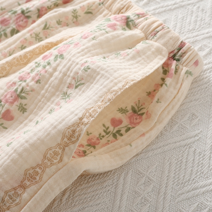 91家纺网 家纺一手货源 找家纺 洛兰沙家居馆【只代发】【只代发】 2024新款温柔女碎花纯棉棉纱宽松双层纱布家居服半袖长裤三件套 粉花纹